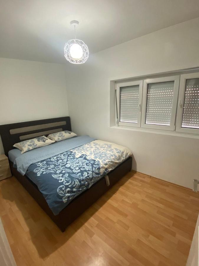 Apartman Niksic Apartment Ngoại thất bức ảnh